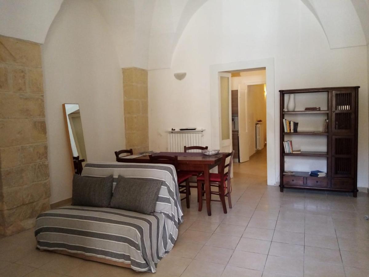 Piazzetta Acquaviva Apartment Lecce Luaran gambar