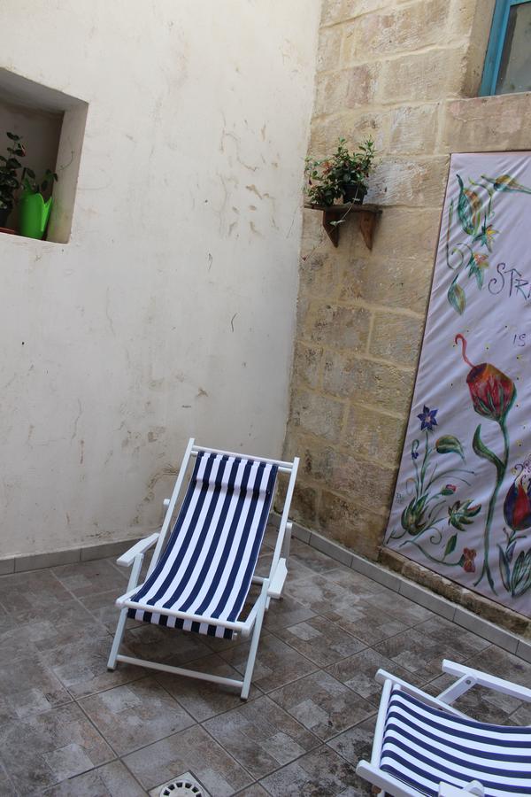 Piazzetta Acquaviva Apartment Lecce Luaran gambar